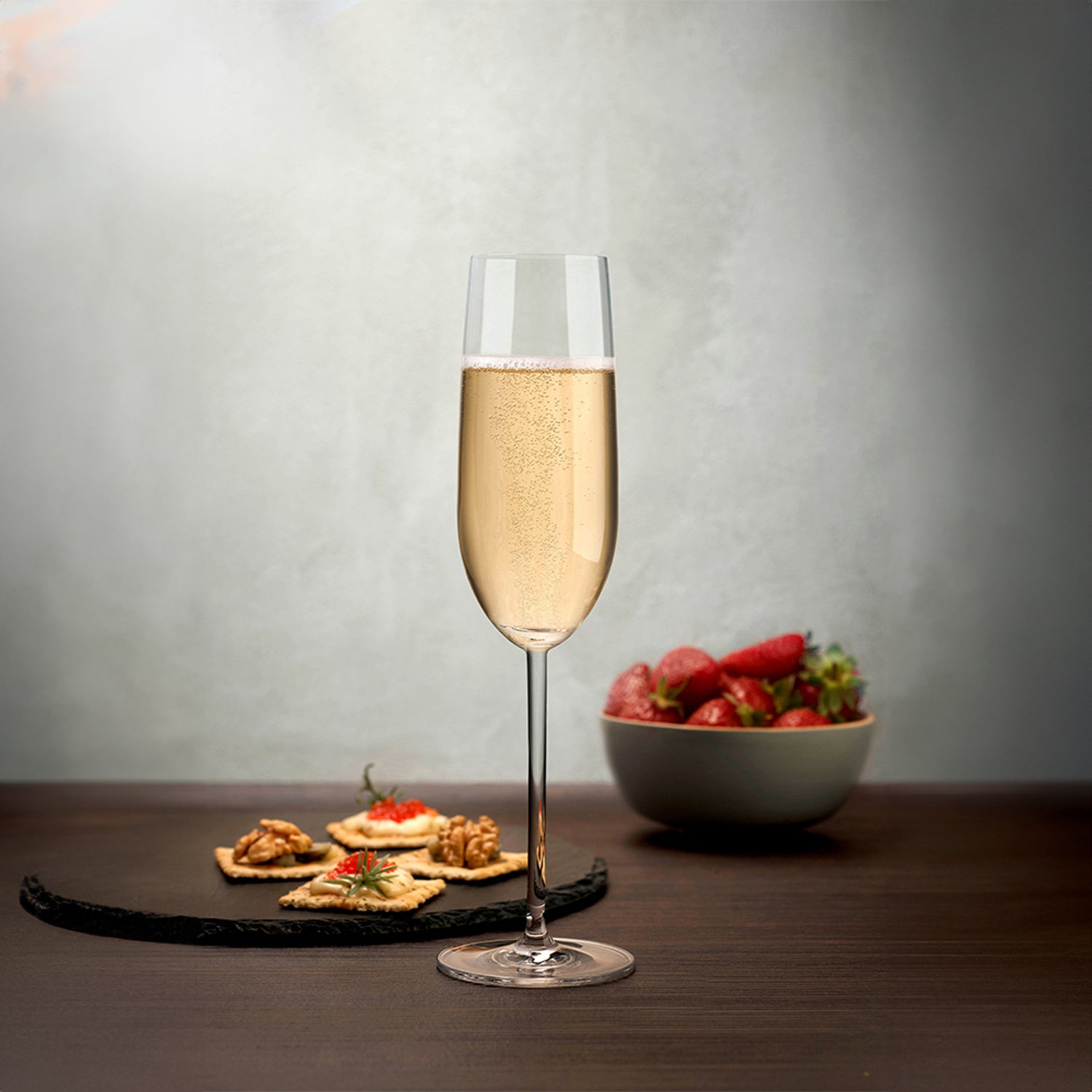 Vantage Crystal Champagne Glasses (Set of 2)