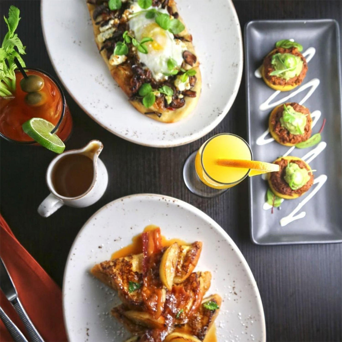 Grain 12.25" x 9.5" x h:1" Oval Decorated Vitrified Platter