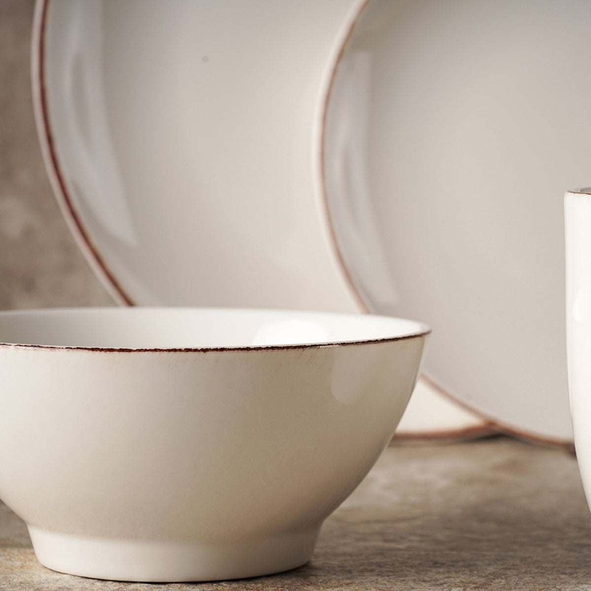 Retro Collection 4-Piece Dinnerware Set For 1